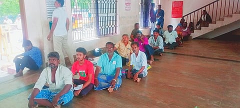 நெல்லையில் தட்கல் டிக்கெட் எடுக்க வருவோருக்கு இருக்கை வசதி செய்ய கோரிக்கை