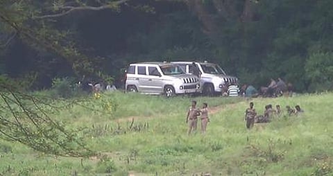 சண்முகாநதி அணையில் 2 -ஆம் நாளாக உலவிய அரிக்கொம்பன் யானை