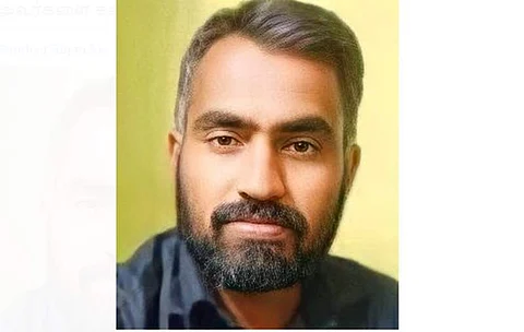 கைது செய்யப்பட்ட எம்.சாதிக்அலி.