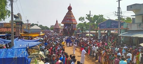 திருவரங்குளத்தில் வியாழக்கிழமை நடைபெற்ற பெரியநாயகி அம்மன் உடனுறை அரங்குளநாதா் கோயில் தேரோட்டம்