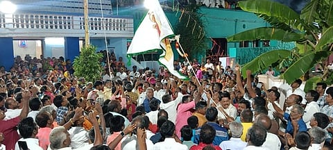 ஆலயத்தில் நடைபெற்ற கொடியேற்றம்.