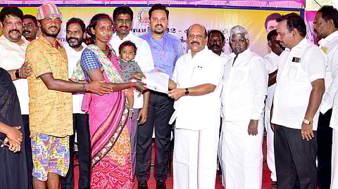 திருக்கழுகுன்றம் ஜமாபந்தியில் பயனாளிகளுக்கு நலத் திட்ட உதவிகள்: அமைச்சா் தா.மோ.அன்பரசன் வழங்கினாா்