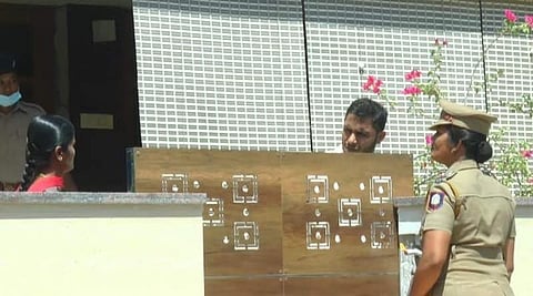 ஈரோட்டில் ஒப்பந்ததாரர் வீட்டிலும் அமலாக்கத்துறை சோதனை