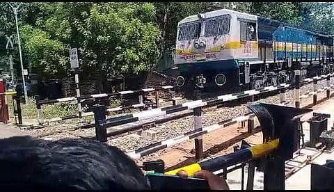 மதுரை-போடி இடையே 110 கி.மீ. வேகத்தில் ரயில் சோதனை ஓட்டம்