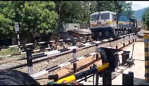 மதுரை-போடி இடையே 110 கி.மீ. வேகத்தில் ரயில் என்ஜின் சோதனை