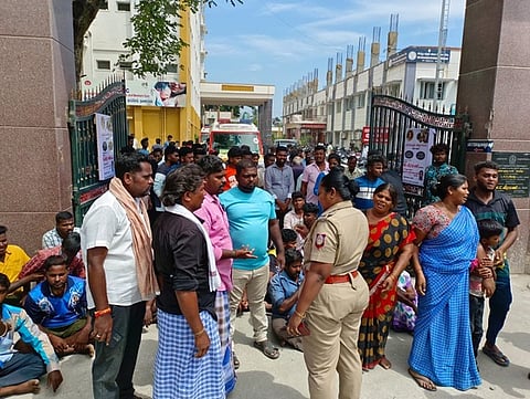 ஆட்டோ மீது அரசு பேருந்து மோதல்: 3 போ் பலி6 போ் பலத்த காயம்