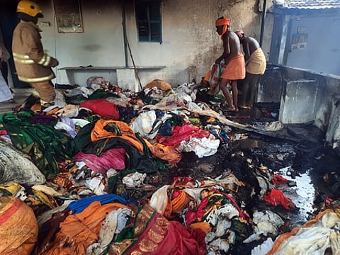 அனுமந்தராய சுவாமி கோயிலில் தீ விபத்து