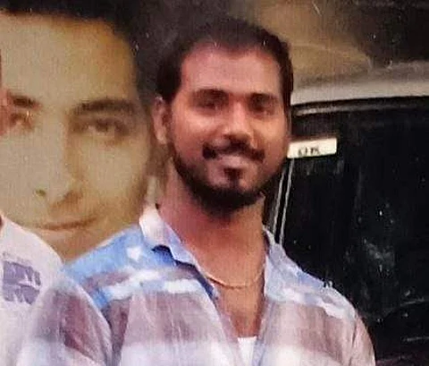 கொலை செய்யப்பட்ட சுரேஷ்குமார்.