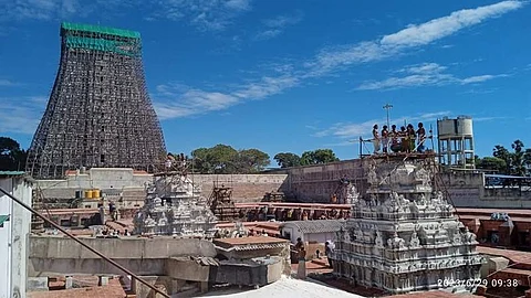 திருச்செந்தூா் முருகன் கோயிலில் ஆனி வருஷாபிஷேகம்: திரளான பக்தா்கள் பங்கேற்பு