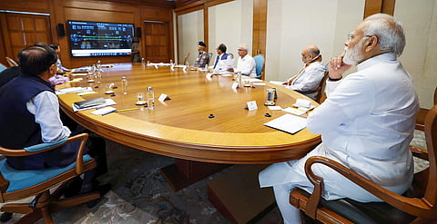 தில்லியில் நடத்திய ஆய்வுக்கூட்டத்தில் மோடி