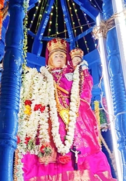 பாவட்டகுடி புனித அந்தோணியாா் தேவாலயத் தோ் திருவிழா அந்தோணியாா் தோ்த் திருவிழா