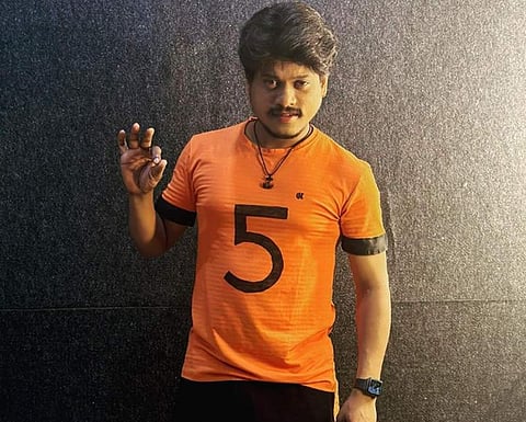 விஜய் ரசிகர்களிடம் மன்னிப்புக் கேட்ட குக் வித் கோமாளி புகழ்!