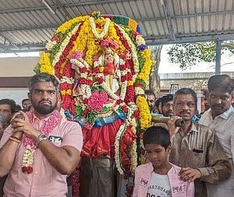 திருக்கல்யாண கோலத்தில் உலா வந்த ஸ்ரீ வள்ளி மணவாளப் பெருமான்.