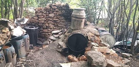 நஞ்சு உண்பார் கள் உண்பவர்