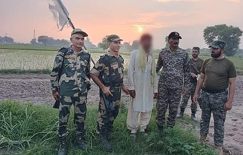 பஞ்சாப் எல்லையில் ஊடுருவிய பாகிஸ்தானியர் கைது: எல்லை பாதுப்புப் படையினர் நடவடிக்கை