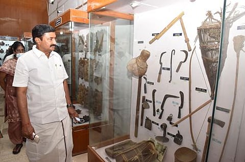 மதுரை காந்தி நினைவு அருங்காட்சியக புனரமைப்புப் பணிகள்: அமைச்சா் மு.பெ. சாமிநாதன் ஆய்வு