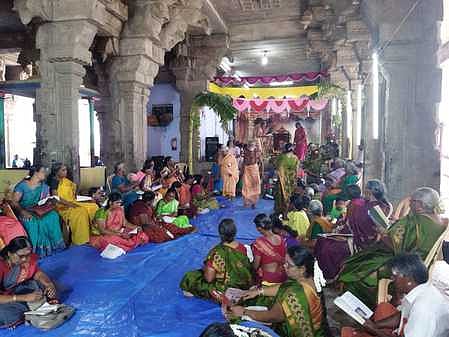 பணகுடி ராமலிங்க சுவாமி கோயிலில் நடைபெற்ற திருவாசகம் முற்றோதல் நிகழ்ச்சி.