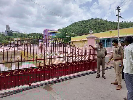 ஆடிக்கிருத்திகை பாதுகாப்பு ஏற்பாடுகள்: டி.எஸ்.பி. ஆய்வு