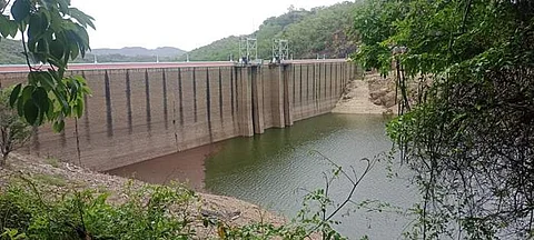 சனிக்கிழமை காலை 64.70 அடியாக உள்ள பாபநாசம் அணையின் தோற்றம்