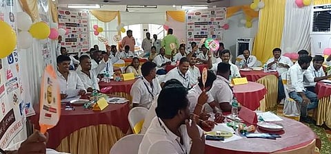 குடியாத்தம் கிரிக்கெட் ப்ரீமியர் லீக்: ஏராளமான உள்ளூர் கிரிக்கெட் வீரர்கள் ஏலத்தில் பங்கேற்பு!