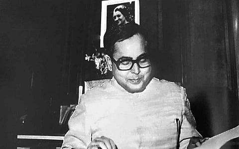 பிரணாப்தா என்கிற மந்திரச் சொல் - 153