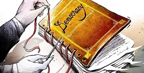 மக்களாட்சி மேம்பட வேண்டும்!
