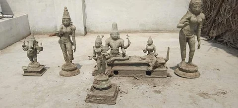 காட்டுமன்னார்கோவில் அருகே 6 உலோக சிலைகள் கண்டெடுப்பு