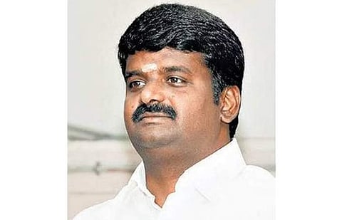 முன்னாள் அமைச்சர் சி.விஜயபாஸ்கருக்கு சம்மன்