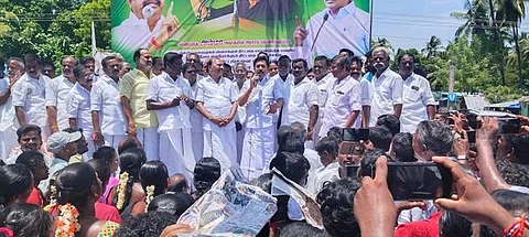 மரக்காணத்தில் மீன்பிடித் துறைமுகம் அமைக்கும் பணியை உடனே தொடங்க வேண்டும்: சி.வி. சண்முகம்