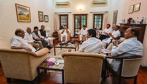 இந்தியா கூட்டணியின் முதல் பொதுக்கூட்டம் ம.பி.யில் அடுத்த மாதம் நடைபெறுகிறது- ஒருங்கிணைப்புக் குழு கூட்டத்தில் முடிவு