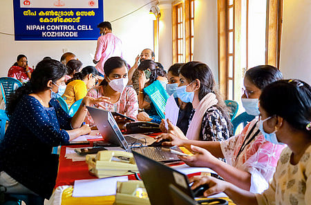 நிபா தொற்று: எச்சரிக்கை வேண்டும்; அச்சம் வேண்டாம்