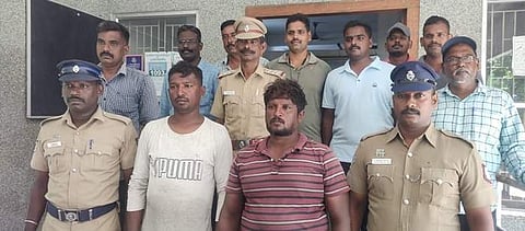 கோடியக்கரை: இலங்கை மீனவர் 2 பேர் கைது