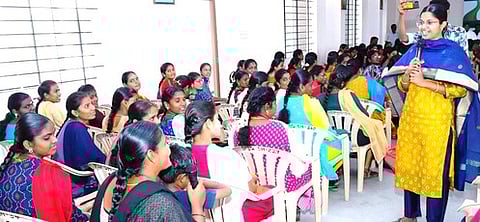 ரயில்வே தோ்வுக்கு இலவச பயிற்சி நாளை தொடக்கம்