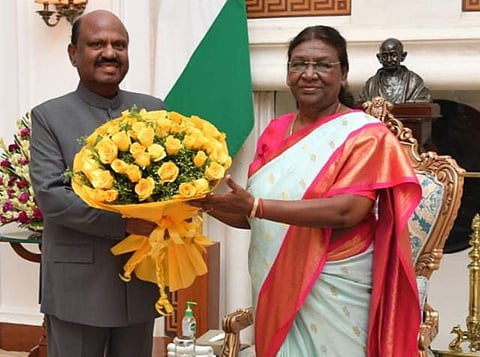 குடியரசுத் தலைவர் முர்முவுடன் மேற்கு வங்க ஆளுநர் சந்திப்பு!
