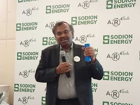 இந்திய சந்தையில் சோடியம் ஐயான் பேட்டரிகளை அறிமுகம் செய்ய ஒப்பந்தம்