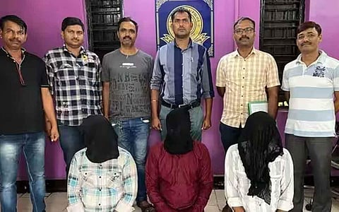 ரூ.1.43 கோடி மதிப்புள்ள போதைப்பொருளுடன் 3 பேர் கைது!