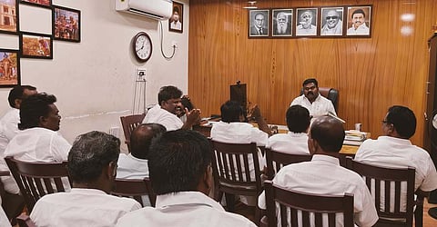 சங்கரன்கோவிலில் திமுக நிா்வாகிகள் ஆலோசனை