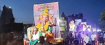 மன்னாா்குடியில் விநாயகா் சிலை ஊா்வலம்