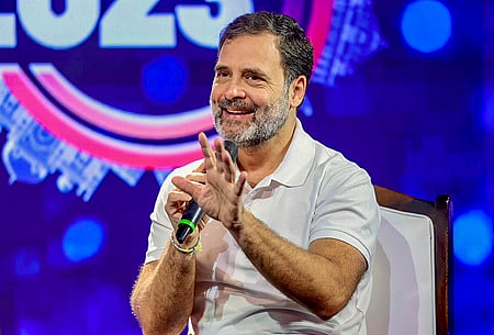 ஒரே நாடு, ஒரே தோ்தல்: பாஜகவின் திசைதிருப்பும் தந்திரம்: ராகுல் குற்றச்சாட்டு