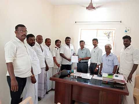 கன்னடியன் கால்வாய் நீரினை பயன்படுத்துவோா் சங்க நிா்வாகிகள் பதவியேற்பு