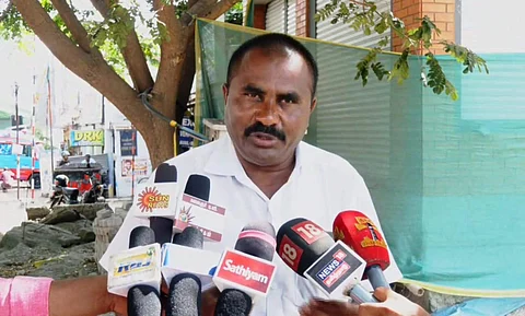 தனபால்