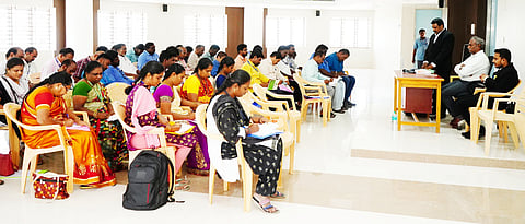 அரசு அலுவலா்களுக்கு சட்ட நடவடிக்கைகள் பயிற்சி