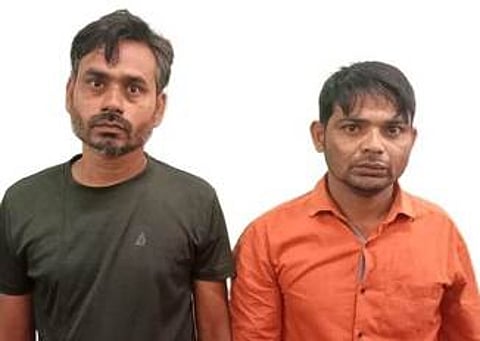 விகாஷ்குமாா், வினைகுமாா்.