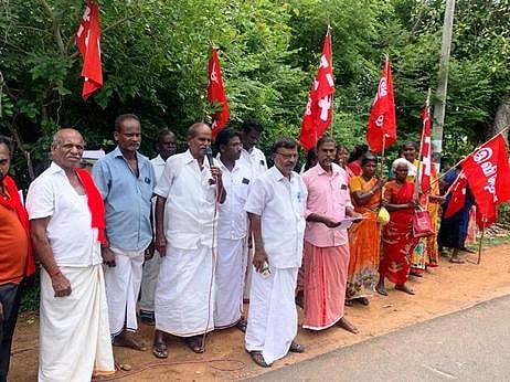 வீட்டு மனை பட்டா கோரி போராட்டம்