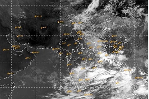 வங்கக்கடலில் உருவானது புதிய காற்றழுத்த தாழ்வுப் பகுதி!