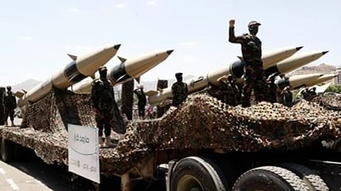 டேவிட் கேமரூன்யேமனில் தாக்குதல் நடத்துவதற்காக அமெரிக்க விமானம் தாங்கிக் கப்பலில் இருந்து புறப்படும் போா் விமானம்.