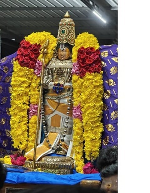 சிறப்பு அலங்காரத்தில் பக்தவத்சலப் பெருமாள்.