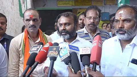 மதுரையில் செய்தியாளர்களை சந்தித்த மத்திய இணை அமைச்சர் எல்.முருகன்
