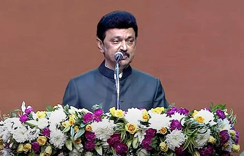 உலக முதலீட்டாளர்கள் மாநாட்டில் முதல்வர் மு.க. ஸ்டாலின்