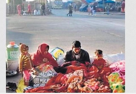 தில்லியில் வீடற்ற ஏழைகளுக்கு தற்காலிக முகாம்கள் அமைப்பு!